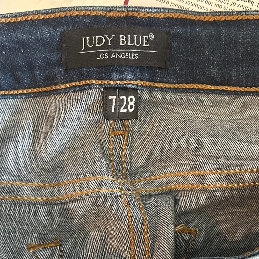 Judy Blue Dark Blue Distressed Straight Leg Jeans Womens Size 7/28 NWOT - Picture 13 of 15
